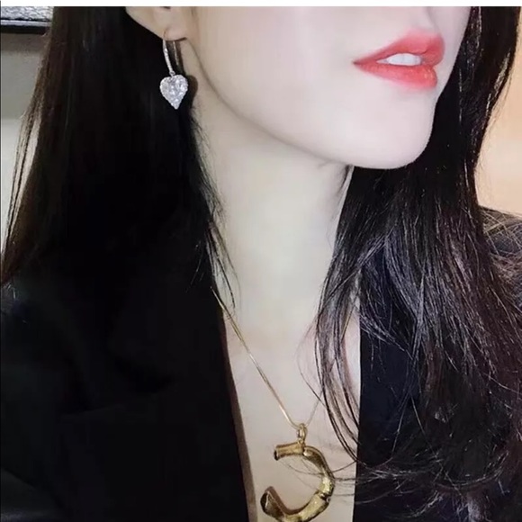 €New Heart Shaped Silver Sapphire Earrings, beautiful Earrings, cute Earrings - Picture 3 of 5